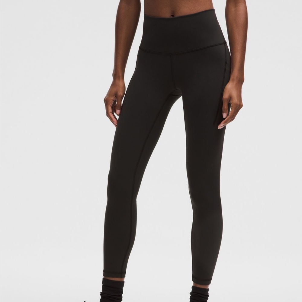 Lululemon’s Wunder Train HR Tight 25” *Pockets